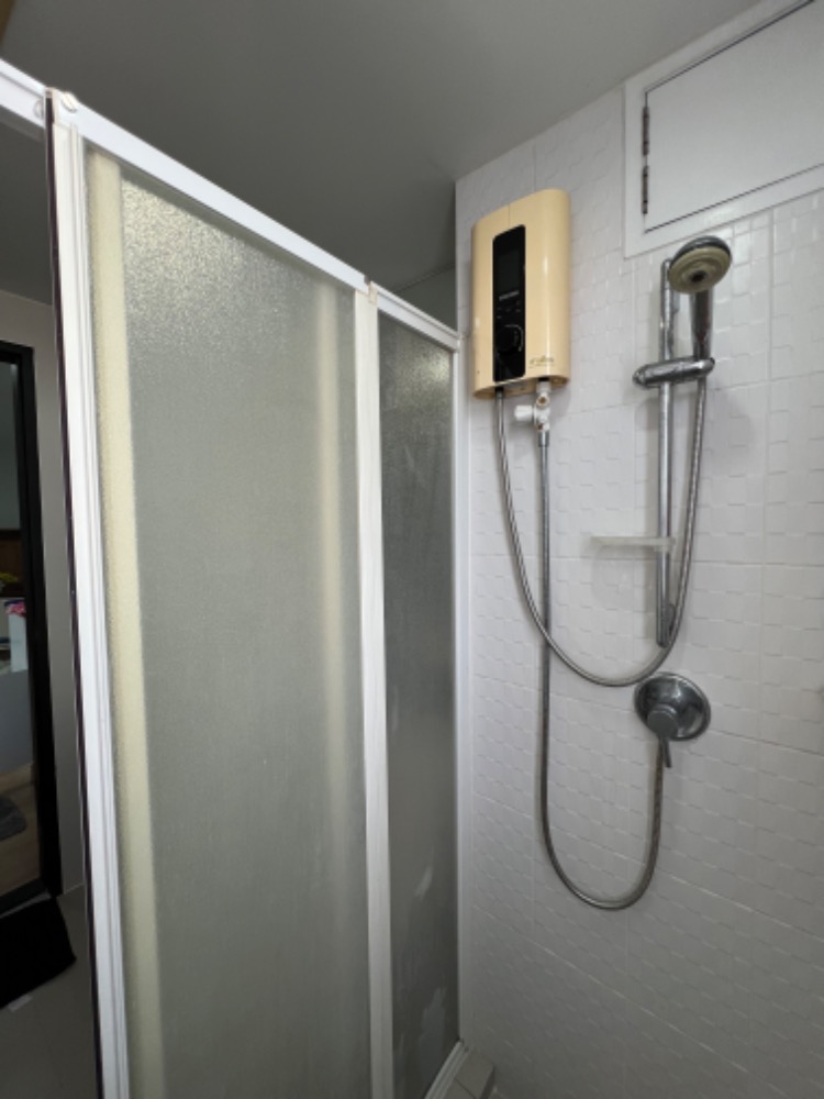 For RentCondoRatchadapisek, Huaikwang, Suttisan : 🏢 Condo for rent: The Kris 5, Soi Ratchada 17, size 37 sq m., ready to move in.