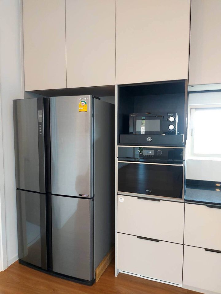 ขายบ้านพัฒนาการ ศรีนครินทร์ : S-HVPR103 ขาย บ้านเดี่ยว วีเว่ พระราม 9 3ชั้น ทิศใต้ พื้นที่ 76ตรว. พื้นที่ใช้สอย 324ตรม. 3นอน 4น้ำ 34.9ล้าน 064-959-8900