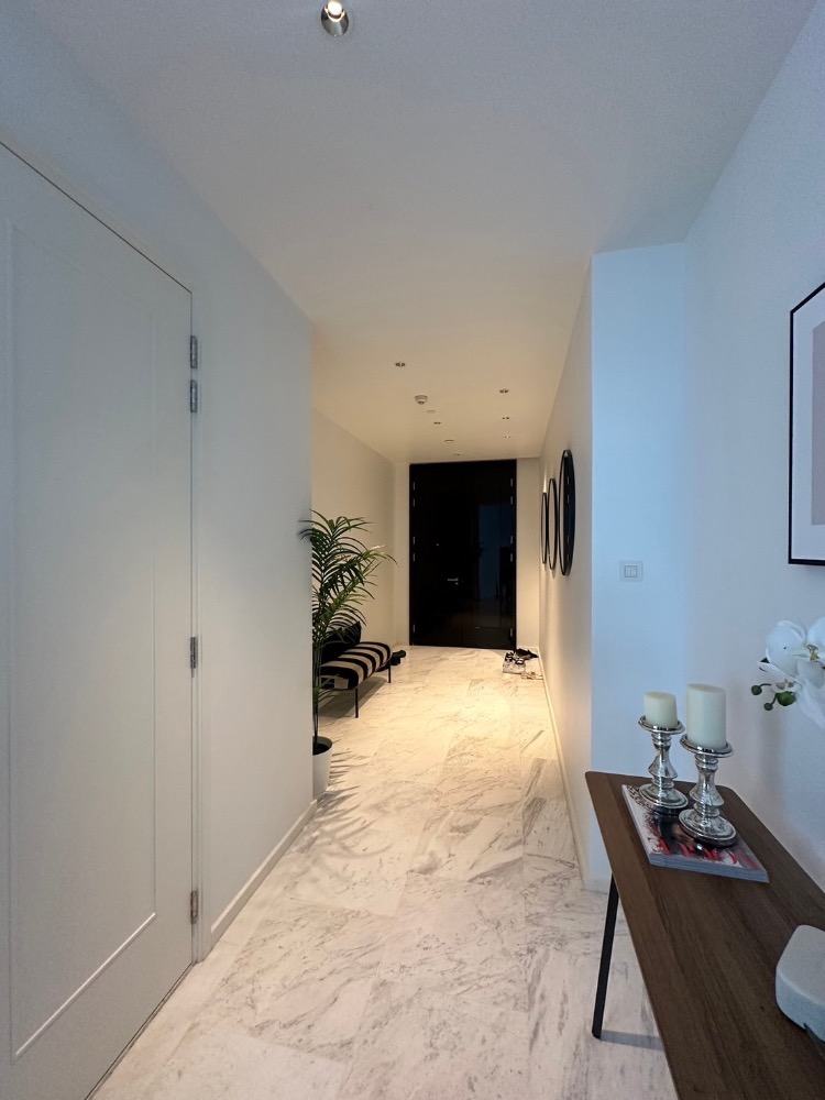 ขายดาวน์คอนโดสาทร นราธิวาส : 🔥🔥𝐅𝐎𝐑 𝐒𝐀𝐋𝐄 : 𝐅𝐨𝐮𝐫 𝐒𝐞𝐚𝐬𝐨𝐧𝐬 𝐏𝐫𝐢𝐯𝐚𝐭𝐞 𝐑𝐞𝐬𝐢𝐝𝐞𝐧𝐜𝐞𝐬 𝐁𝐚𝐧𝐠𝐤𝐨𝐤  𝟑𝐁𝐞𝐝𝐬 𝟏𝟗𝟒𝐬𝐪.𝐦., 𝐏𝐫𝐢𝐜𝐞 𝟏𝟏𝟎𝐦𝐛  ☎️ 𝟎𝟗𝟓𝟗𝟒𝟏𝟓𝟗𝟗𝟗