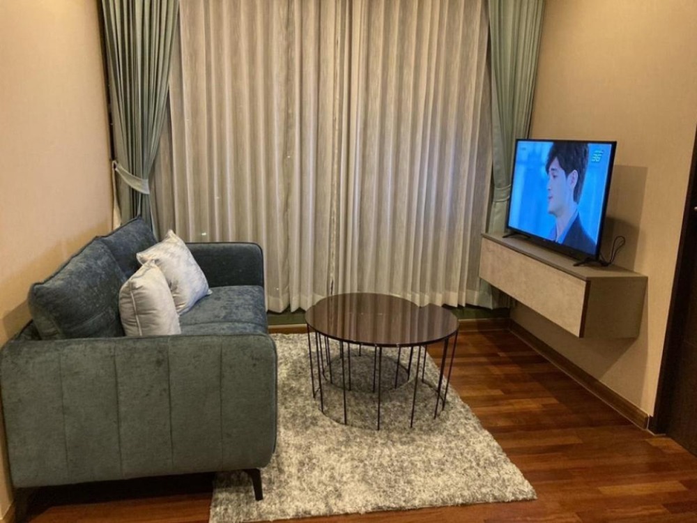 ให้เช่าคอนโดราชเทวี พญาไท : 👑  Wish Signature Midtown Siam 👑  1 ห้องนอน 33 ตร.ม. ชั้น 6 วิวพารากอน มี Private lift เฟอร์นิเจอร์ครบ พร้อมเครื่องใช้ไฟฟ้า