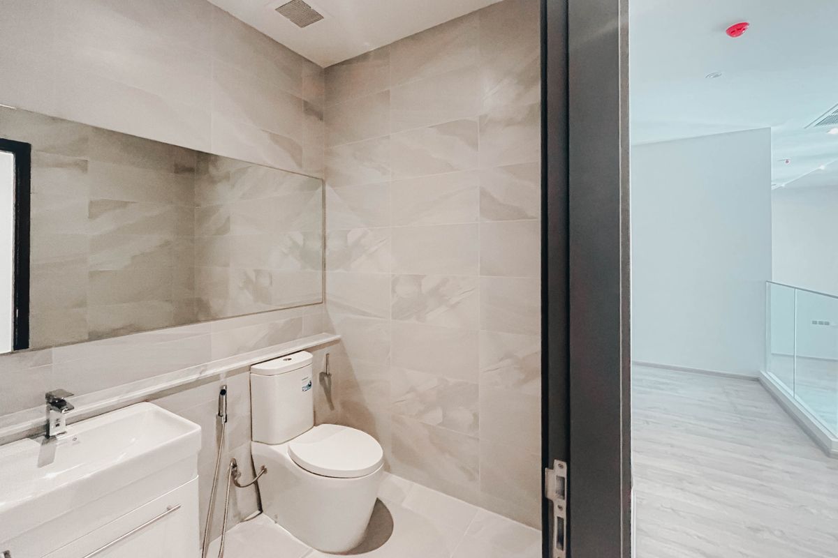 For SaleCondoSukhumvit, Asoke, Thonglor : Foreigner Quota Special Selling Special Selling Shinyu - Penthouse Price 35,000,000 million ✨RHYTHM EKKAMAI ESTATE