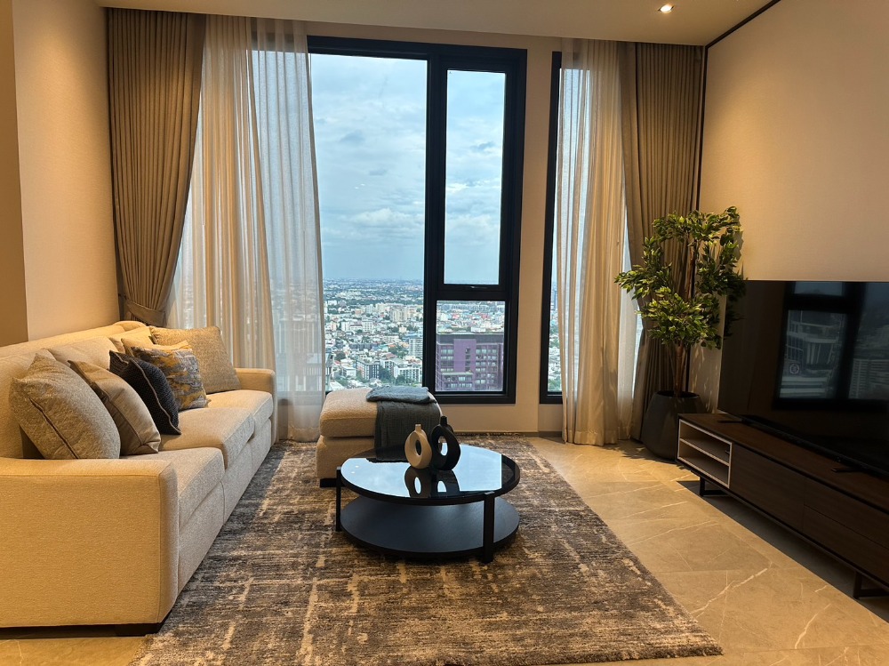 ให้เช่าคอนโดสุขุมวิท อโศก ทองหล่อ : FOR RENT HYDE HERITAGE THONGLOR, 3 BED 2 BATH, Size 150 SQ.M., 190,000 THB/Month
