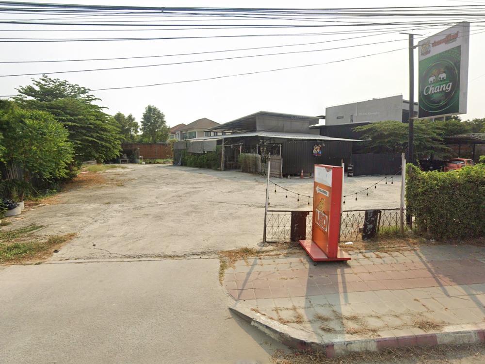 For SaleLandPinklao, Charansanitwong : Land for sale next to the main road, area 528 sq m., land with high growth potential.