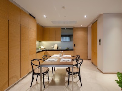 For SaleCondoSilom, Saladaeng, Bangrak : S-SLDR103 Condo for sale, Saladaeng Residences, 6th floor, city view, 61.42 sq m., 1 bedroom, 1 bathroom, 11.5 million, 064-959-8900