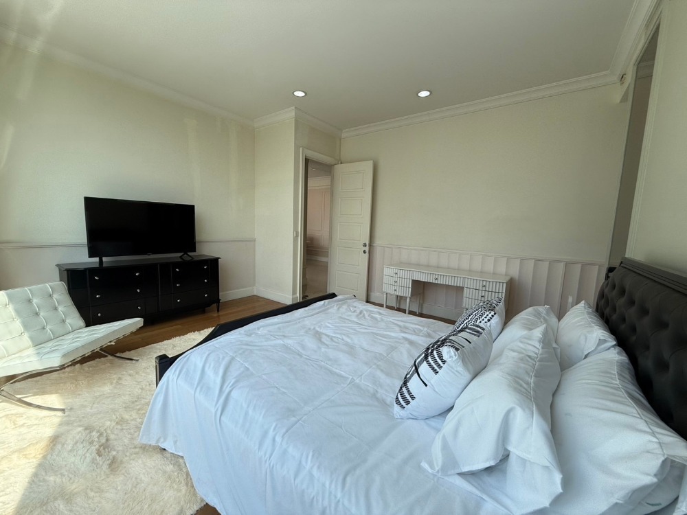 For RentCondoSukhumvit, Asoke, Thonglor : 🌇🎊 3 bedrooms Royce Private ResidenceCondo for rent, - Asoke.