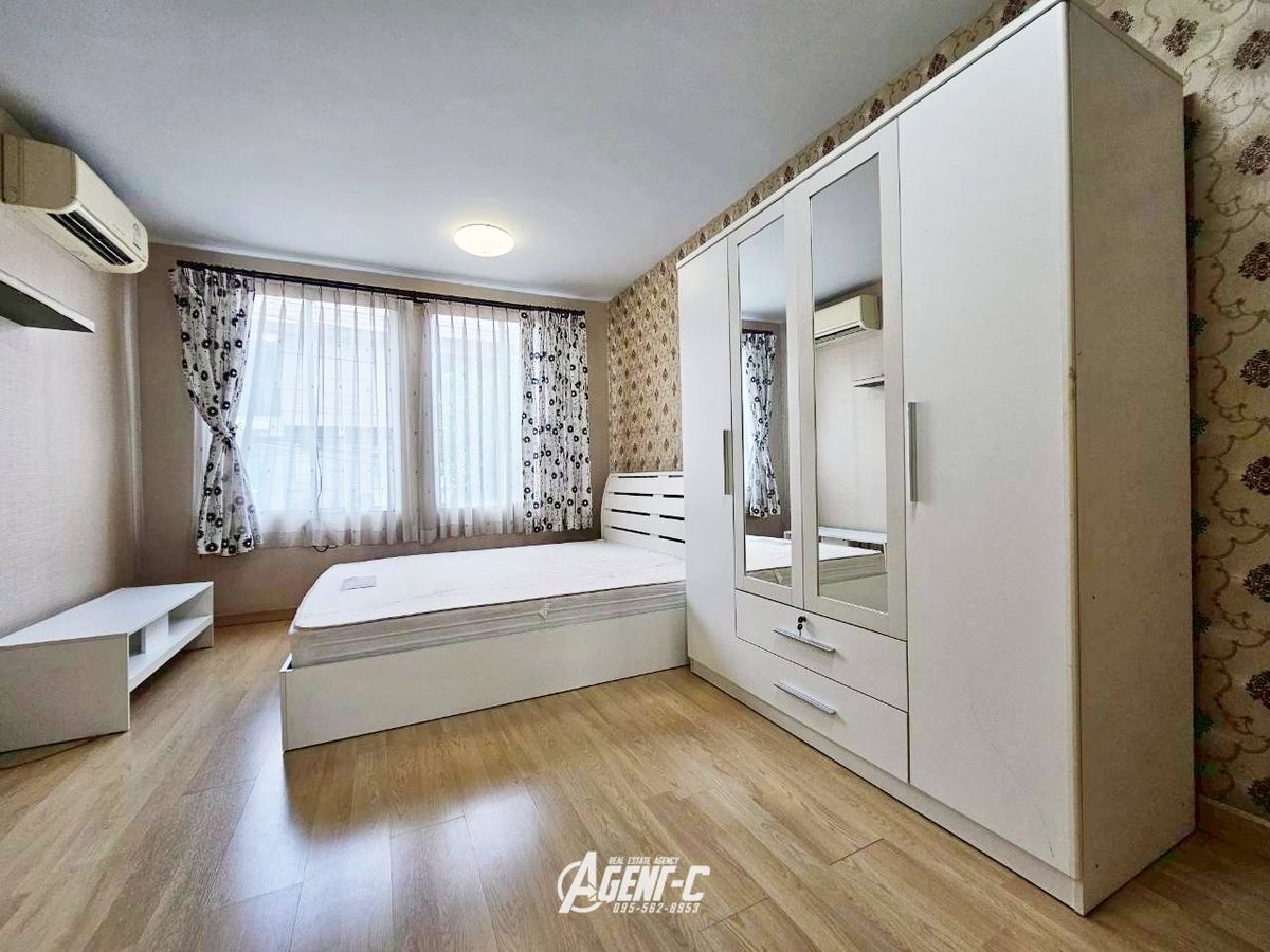 ให้เช่าทาวน์โฮมเกษตร นวมินทร์ ลาดปลาเค้า : ให้เช่า อารียา เดลี่ เกษตร-นวมินทร์ ทาวน์โฮม 3ชั้น 3 ห้องนอน 4 ห้องน้ำ 2 ที่จอดรถ  เฟอร์นิเเจอร์ครบพร้อมอยู่ ทำเลดีเดินทางสะดวก ใกล้ ม.เกษตร และเซ็นทรัล รามอินทรา