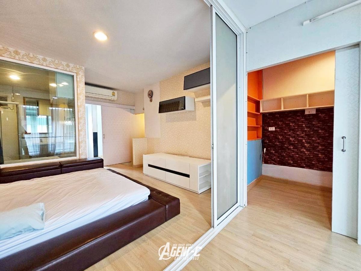 ให้เช่าทาวน์โฮมเกษตร นวมินทร์ ลาดปลาเค้า : ให้เช่า อารียา เดลี่ เกษตร-นวมินทร์ ทาวน์โฮม 3ชั้น 3 ห้องนอน 4 ห้องน้ำ 2 ที่จอดรถ  เฟอร์นิเเจอร์ครบพร้อมอยู่ ทำเลดีเดินทางสะดวก ใกล้ ม.เกษตร และเซ็นทรัล รามอินทรา