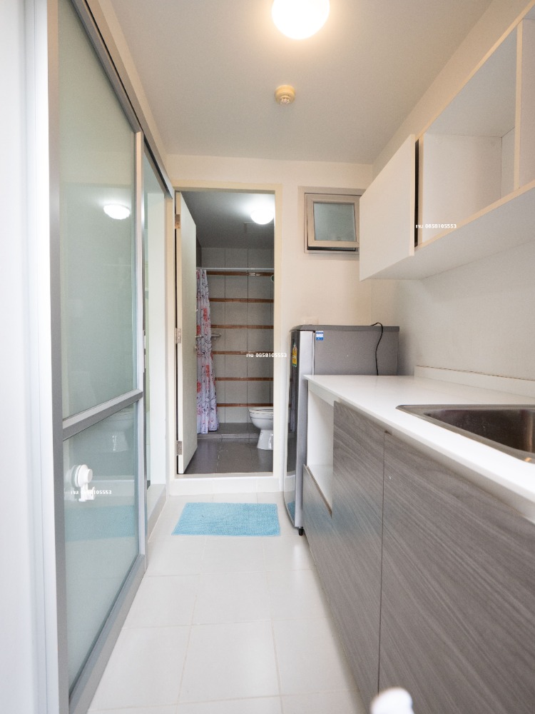 For RentCondoPathum Thani,Rangsit, Thammasat : Condo for rent, 30 sq m., Phase 1, Building D, 4th floor, good location, good view, swimming pool and beautiful garden view, east side, D-Condo Campus Resort Rangsit, near Thammasat University Rangsit, for rent, D-Condo Campus Resort Rangsit, room size 30