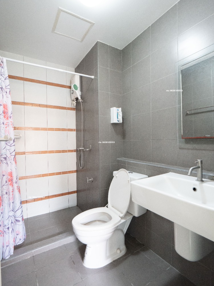 For RentCondoPathum Thani,Rangsit, Thammasat : Condo for rent, 30 sq m., Phase 1, Building D, 4th floor, good location, good view, swimming pool and beautiful garden view, east side, D-Condo Campus Resort Rangsit, near Thammasat University Rangsit, for rent, D-Condo Campus Resort Rangsit, room size 30