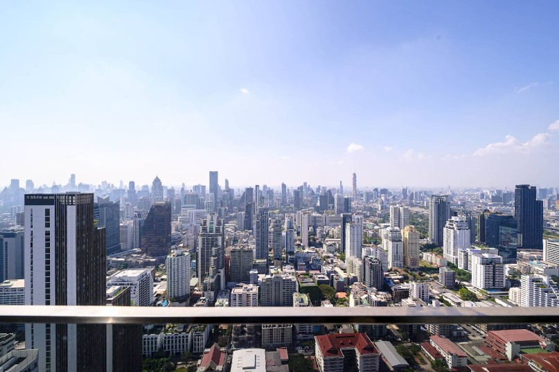 ขายคอนโดสุขุมวิท อโศก ทองหล่อ : The Esse Asoke : 2B3B  157.92 sqm High floor 50++ 45 MB
