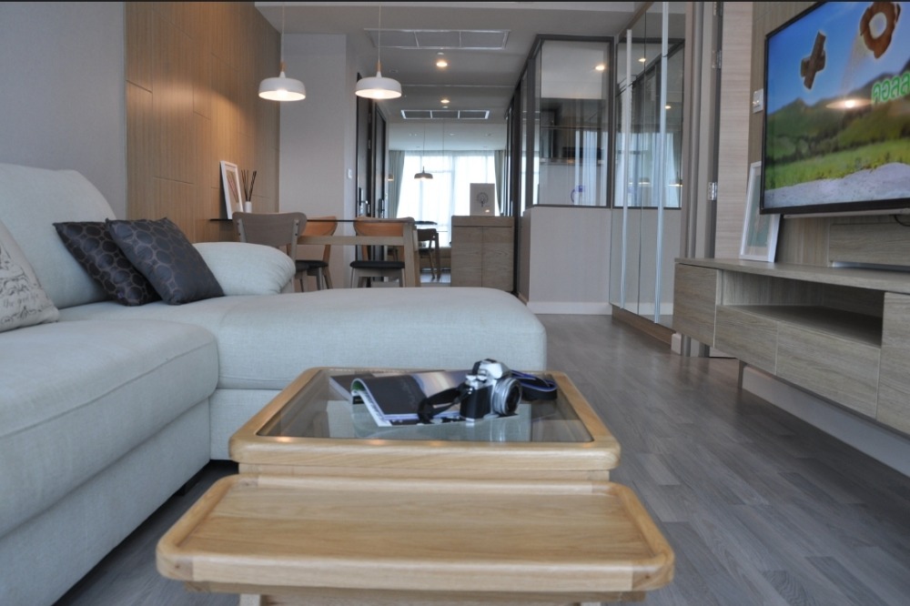 For RentCondoSiam Paragon ,Chulalongkorn,Samyan : OMG2849  Large 1 Bedroom - Near Banthat Thong Food Street < Available 1-Nov-25 >  [ The Room Rama 4 ]