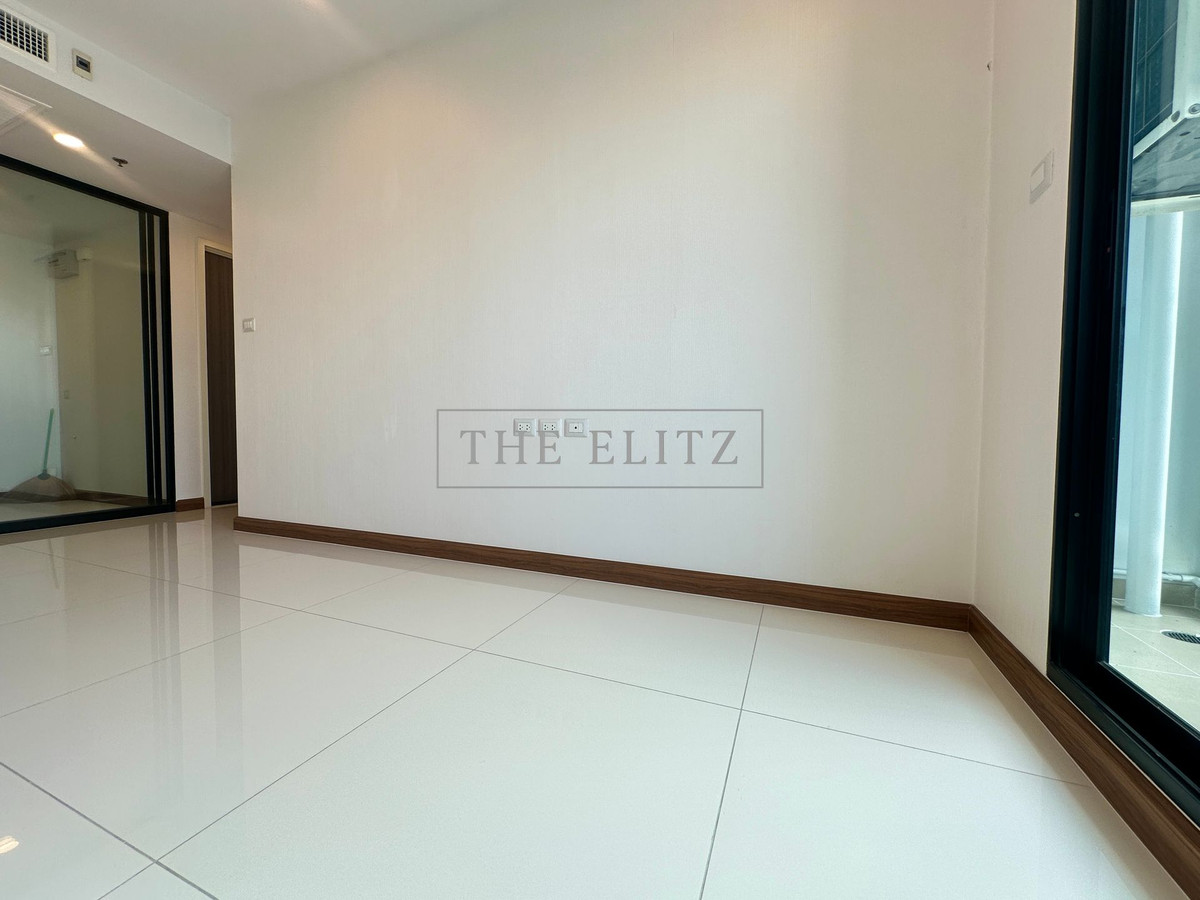 ขายคอนโดวงเวียนใหญ่ เจริญนคร : 💥ขายด่วน!! ราคาขาดทุน 💯 คอนโด ศุภาลัย พรีเมียร์ เจริญนคร ชั้นสูง แต่งสวย เดินทางสะดวกใกล้ BTS-คลองสาน 🚄