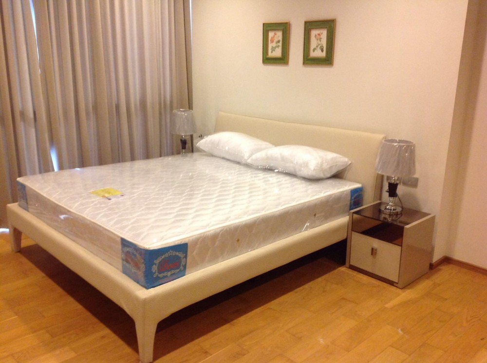 ขายคอนโดนานา : For sale condo Hyde sukhumvit 13 2 Bed 2 bath 114 Sq.m (S03-1742)