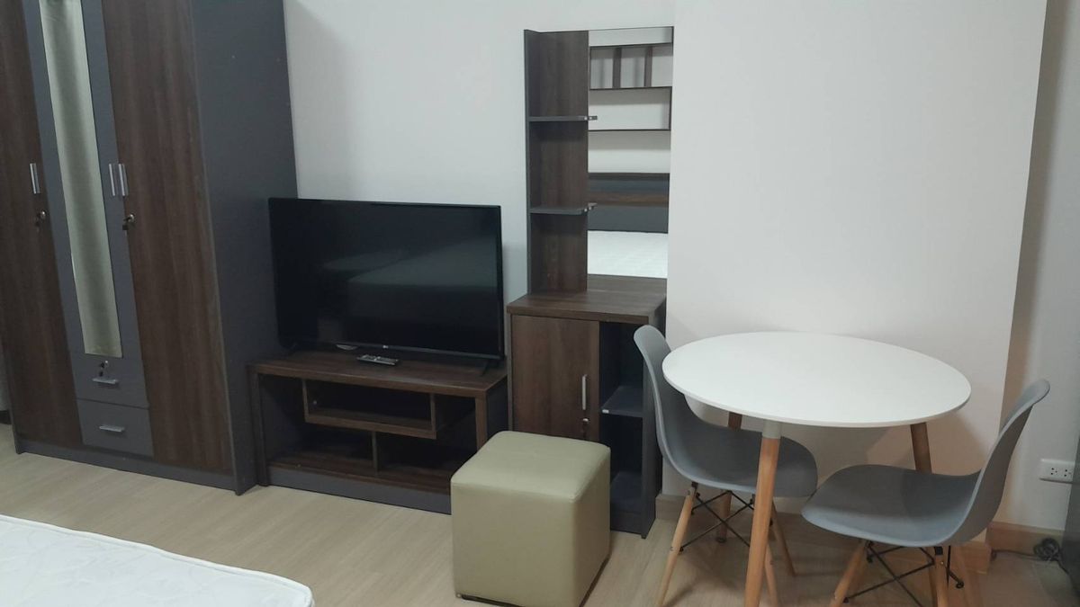 For RentCondoRama9, Petchburi, RCA : YR4471 Room for rent Supalai Veranda Rama 9 Supalai Veranda Rama 9 1 bedroom 15000 baht