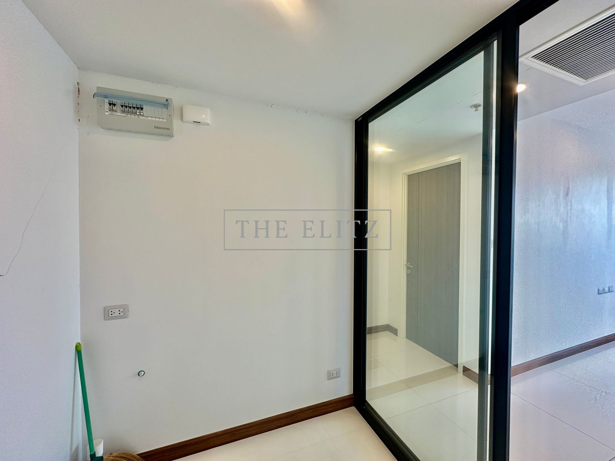 ขายคอนโดวงเวียนใหญ่ เจริญนคร : 💥ขายด่วน!! ราคาขาดทุน 💯 คอนโด ศุภาลัย พรีเมียร์ เจริญนคร ชั้นสูง แต่งสวย เดินทางสะดวกใกล้ BTS-คลองสาน 🚄