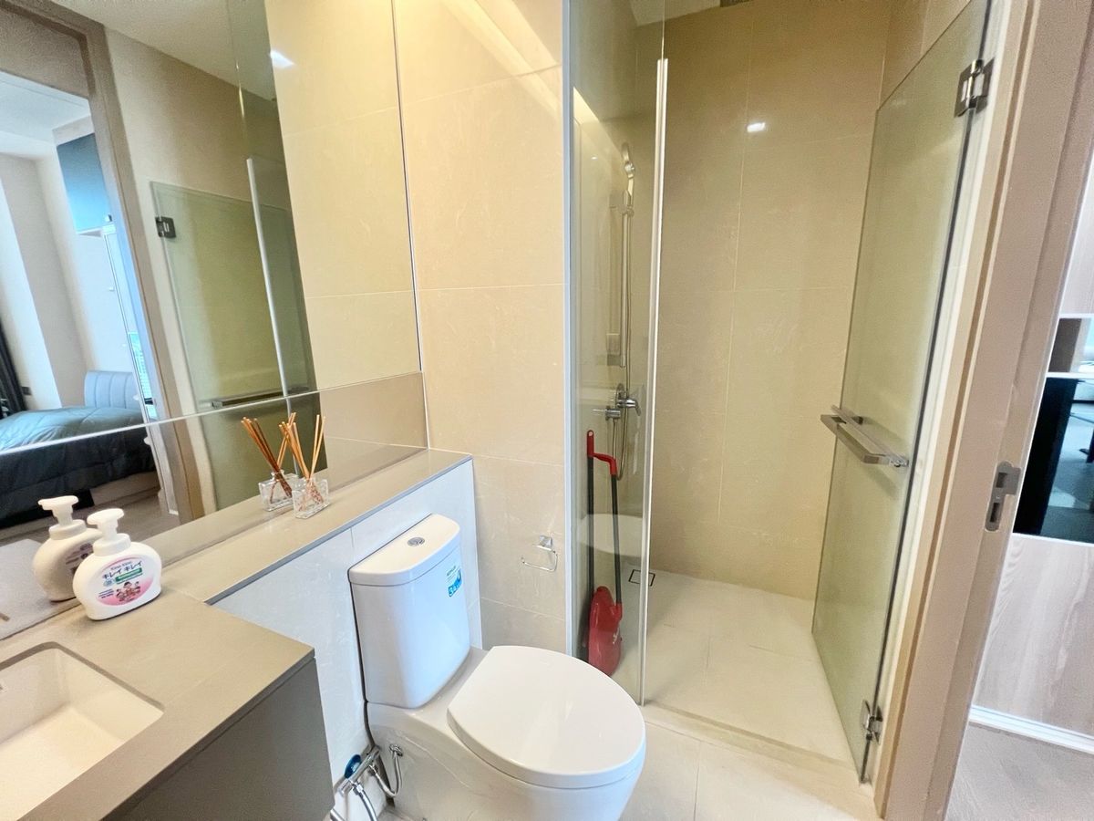 For RentCondoSukhumvit, Asoke, Thonglor : The Esse Asoke 2B2B 76sqm High floor /Unblocked view 70k Call: 0635925888