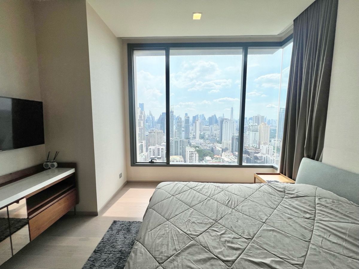 For RentCondoSukhumvit, Asoke, Thonglor : The Esse Asoke 2B2B 76sqm High floor /Unblocked view 70k Call: 0635925888