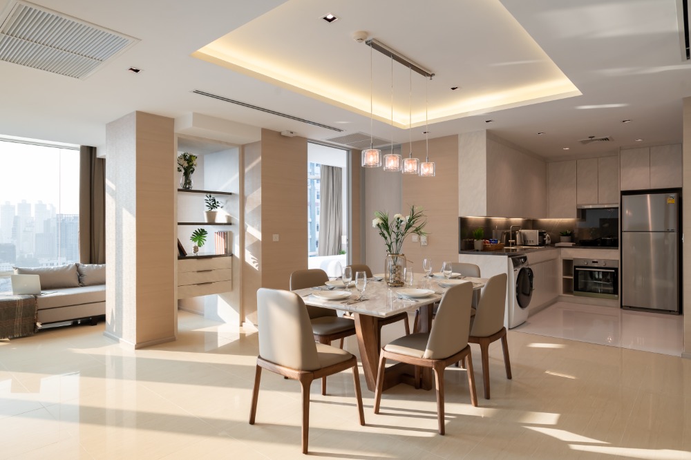 For RentCondoSukhumvit, Asoke, Thonglor : Luxury Penthouse on the Top Floor, Modern-Luxury Design, Fully Furnished and Ready to Move In, Thonglor  通罗豪华顶层公寓出租 ** NO CO-AGENT ** 