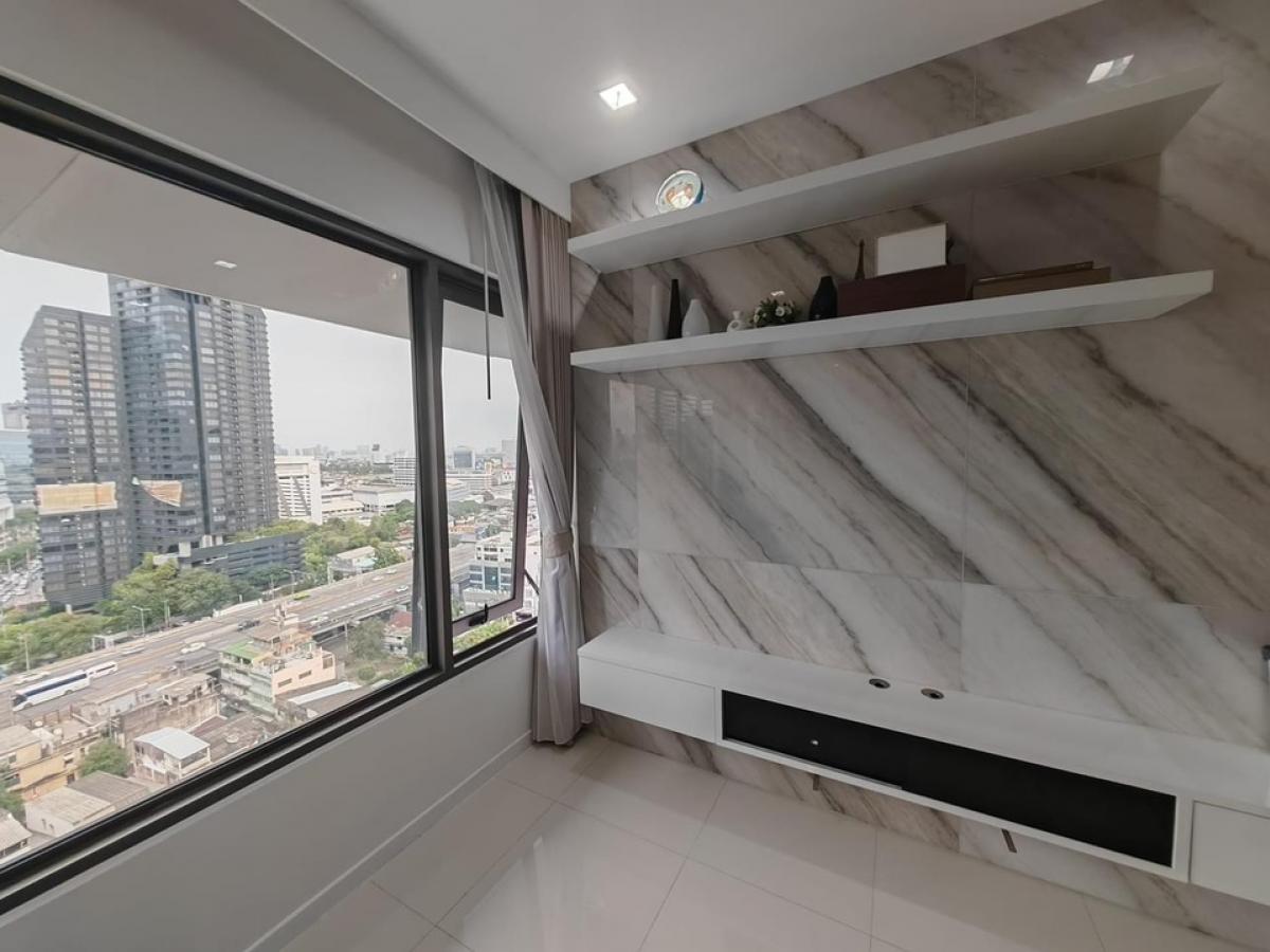 For SaleCondoWitthayu, Chidlom, Langsuan, Ploenchit : 📢👇Good price, good location, good for living or investing as located on Rama 4 road, opposite new project One Bangkok, near Lumpini park, sathorn, silom