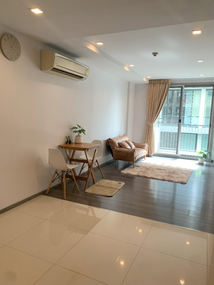 ขายคอนโด : ขายถูกมาก Sari By Sansiri 1 นอน ห้องใหญ่ ใกล้ รร.Anglo Singapore
