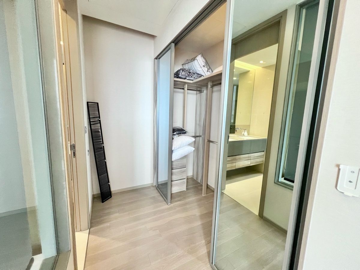 For RentCondoSukhumvit, Asoke, Thonglor : The Esse Asoke 2B2B 76sqm High floor /Unblocked view 70k Call: 0635925888