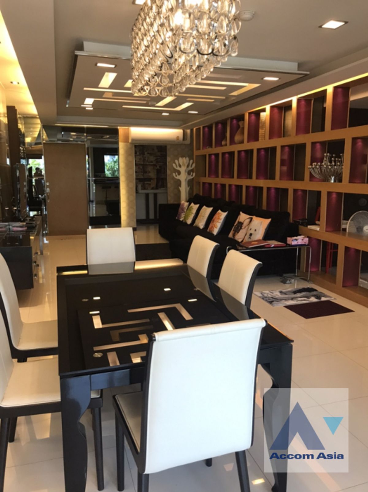 ให้เช่าคอนโดสีลม ศาลาแดง บางรัก : 🔼 AccomA🔽 3 Bedrooms Condominium for Sale and Rent in Silom, Bangkok near BTS Chong Nonsi at Pearl Garden (25058)