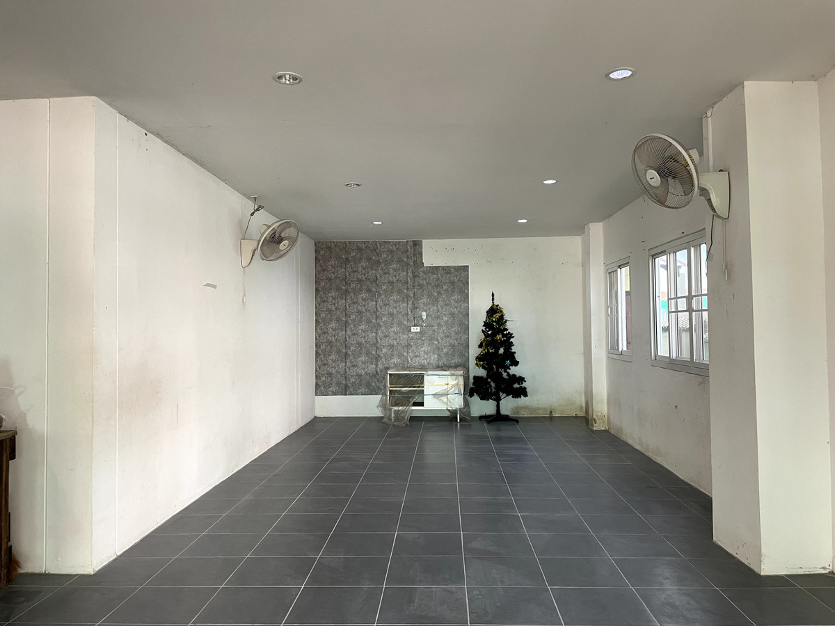 ให้เช่าทาวน์โฮมลาดกระบัง สุวรรณภูมิ : ปล่อยเช่า ทาวน์เฮาส์ พนาสนธิ์ บ้านสวย หลังหัวมุม ราคาดี - ประเวศ - (20.7sqwah) (For rent : Panason Townhouse / nice unit)