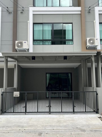 For RentTownhomeNawamin, Ramindra : HR1775 Home office for rent, 3 floors, PREMIUM PLACE project, Phahon Yothin - Ram Intra, suitable for an office or residence.
