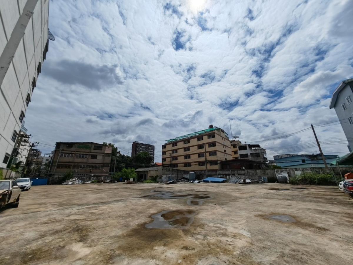 ขายที่ดินรัชดา ห้วยขวาง : ขายที่ดินเปล่า(ประชาสงเคราะห์22) ถมแล้ว แปลงสวย หายาก 