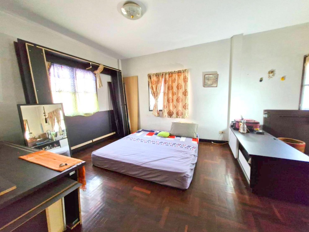 ขายบ้านมีนบุรี-ร่มเกล้า : ขายบ้านเดี่ยวพนาสนธิ์ การ์เด้นโฮม 3 หลังมุม บริเวณกว้างขวาง ราคาถูก ร่มเกล้าซอย 15