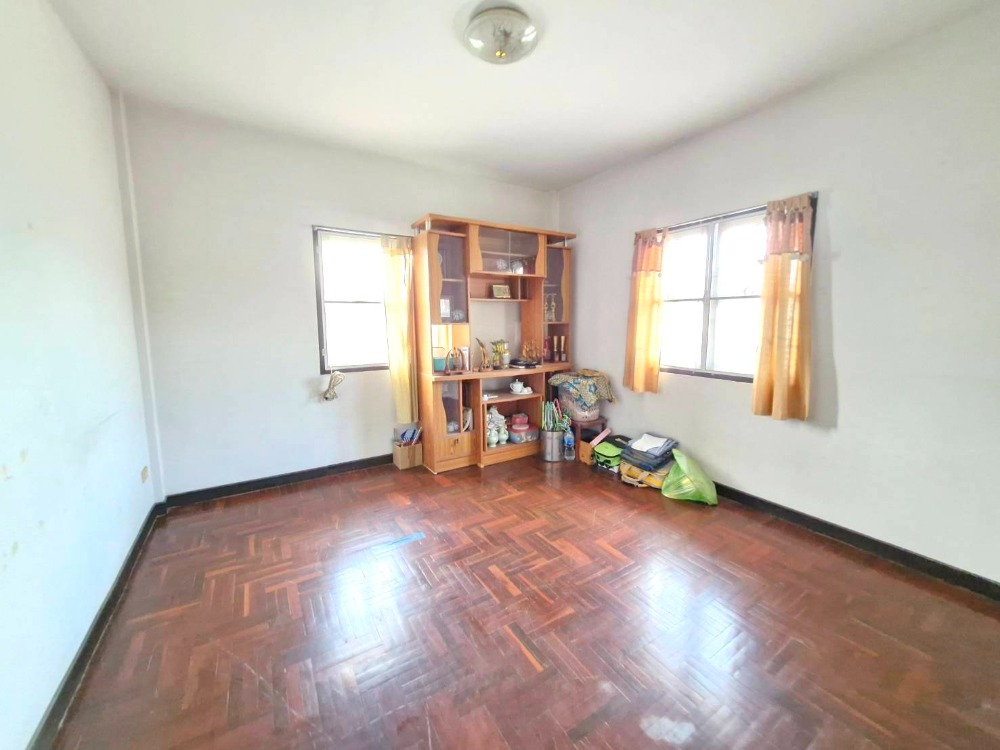 ขายบ้านมีนบุรี-ร่มเกล้า : ขายบ้านเดี่ยวพนาสนธิ์ การ์เด้นโฮม 3 หลังมุม บริเวณกว้างขวาง ราคาถูก ร่มเกล้าซอย 15