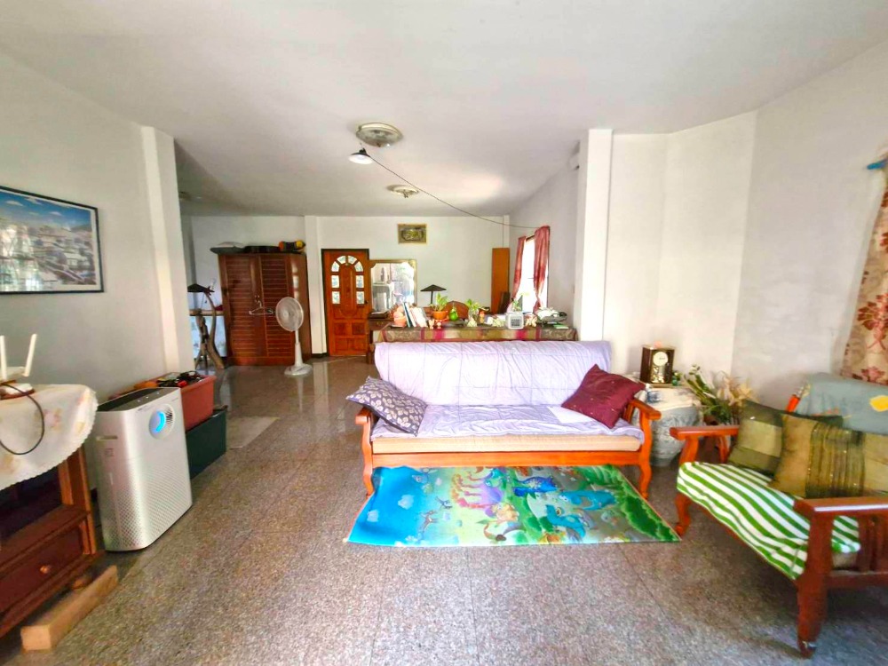 ขายบ้านมีนบุรี-ร่มเกล้า : ขายบ้านเดี่ยวพนาสนธิ์ การ์เด้นโฮม 3 หลังมุม บริเวณกว้างขวาง ราคาถูก ร่มเกล้าซอย 15