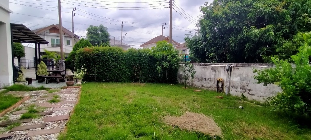 For SaleHousePathum Thani,Rangsit, Thammasat : Vista Ville Lam Luk Ka Khlong 3 Pathum Thani, convenient travel, multiple entrances and exits, near the Khu Khot BTS station