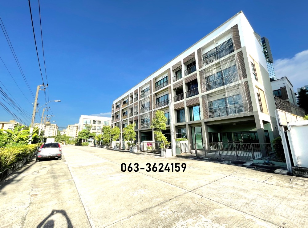 ขายโฮมออฟฟิศบางนา แบริ่ง ลาซาล : ขาย โฮมออฟฟิศ Home Office ในหมู่บ้าน บ้านลุมพินี ทาวน์ เรสซิเดนซ์ บางนา - ศรีนครินทร์ (Lumpini Town Residence Bangna-Srinakarin) 300ม จาก MRT ศรีเอี่ยม ขายพร้อมผู้เช่า#Townhome #townhouse #ทาวน์โฮม #ทาวน์เฮ้าส์