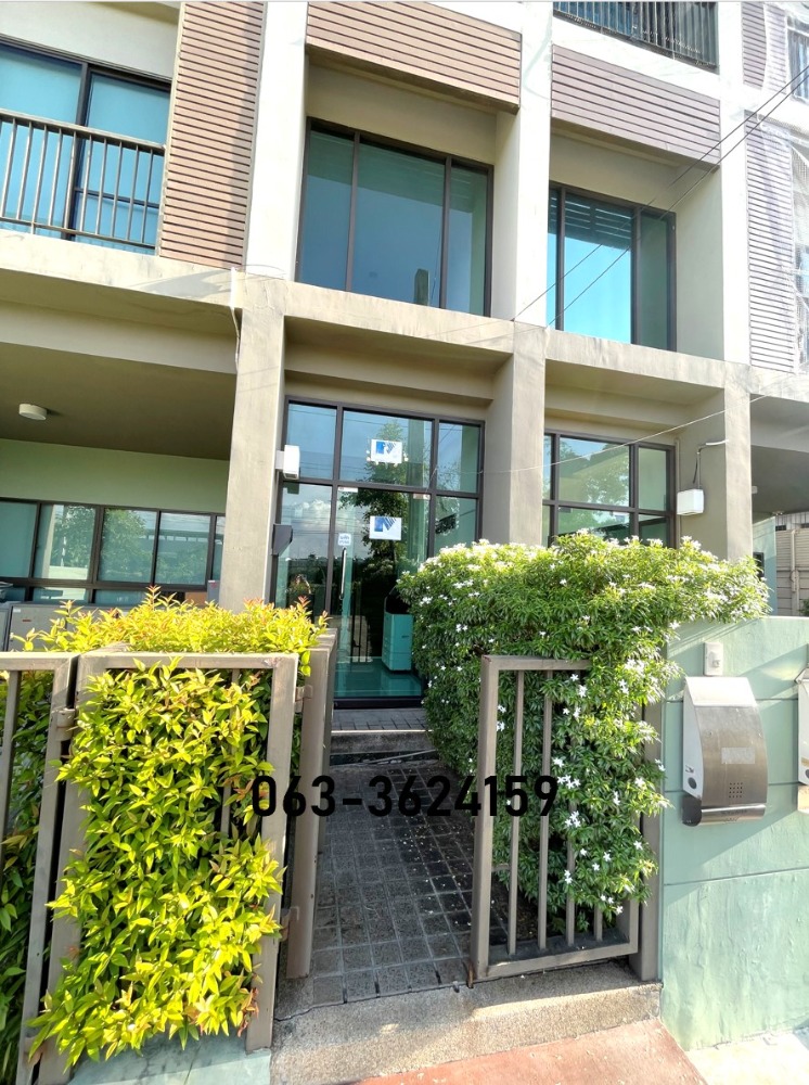 ขายโฮมออฟฟิศบางนา แบริ่ง ลาซาล : ขาย โฮมออฟฟิศ Home Office ในหมู่บ้าน บ้านลุมพินี ทาวน์ เรสซิเดนซ์ บางนา - ศรีนครินทร์ (Lumpini Town Residence Bangna-Srinakarin) 300ม จาก MRT ศรีเอี่ยม ขายพร้อมผู้เช่า#Townhome #townhouse #ทาวน์โฮม #ทาวน์เฮ้าส์
