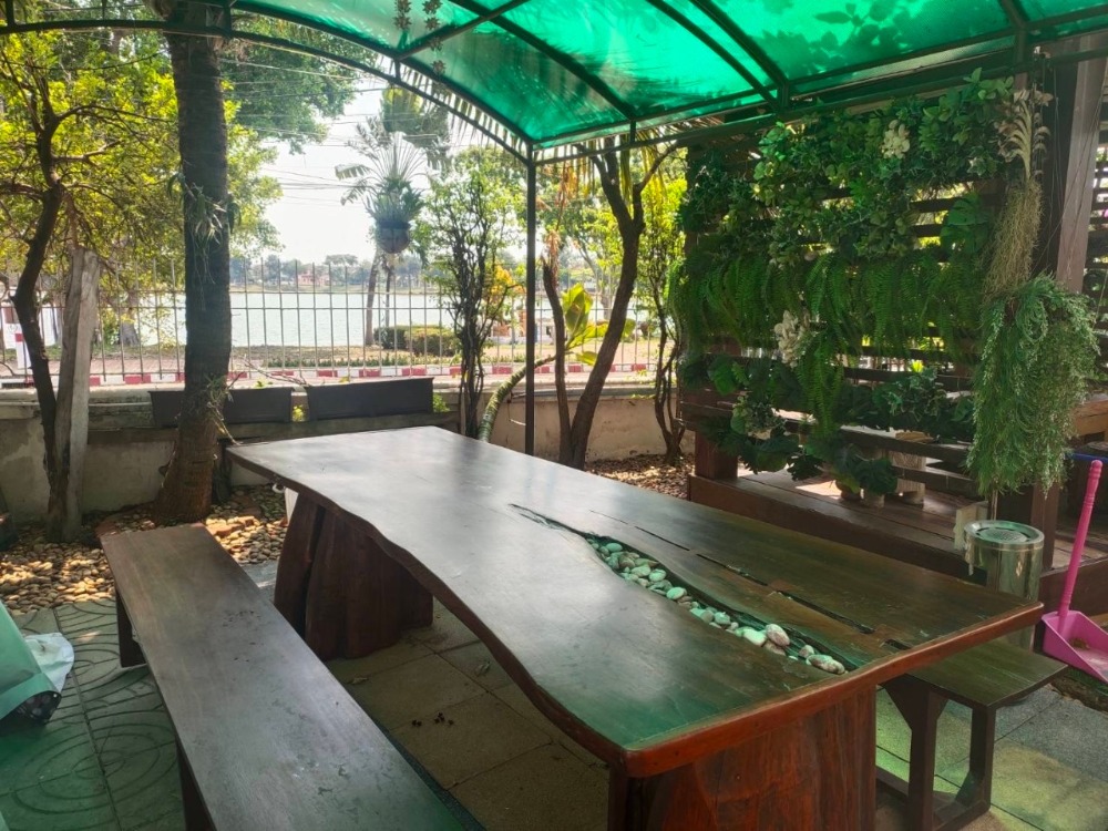 For SaleHouseNawamin, Ramindra : 3-storey detached house, Chalada Sai Mai, near the lake, convenient for walking, convenient for shopping