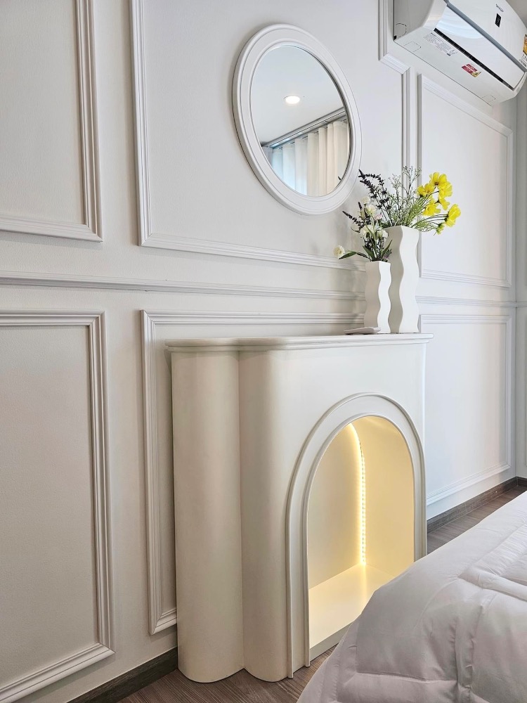 For RentCondoKasetsart, Ratchayothin : For rent: Aspire Ratchayothin, new room, beautiful, exactly the same, 1 bedroom, corner room, pool view, near BTS Ratchayothin 350 m., free shuttle available**Line: 0863649888