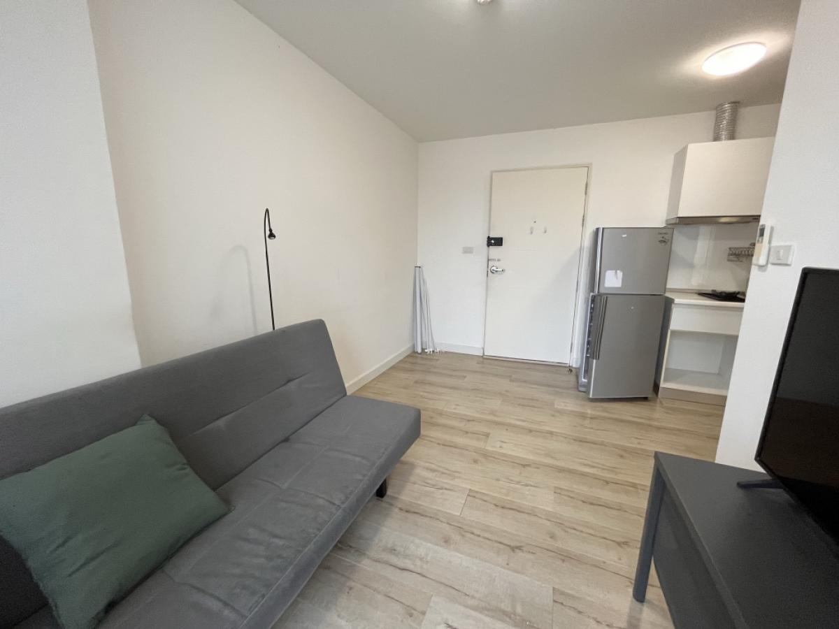 For SaleCondoLadprao, Central Ladprao : Owner sells! Condo Lat Phrao 15 Low-Rise, size 27.5 sq m, 8th floor, only 300 m from MRT Lat Phrao, can go through many alleys of Phahon Yothin.