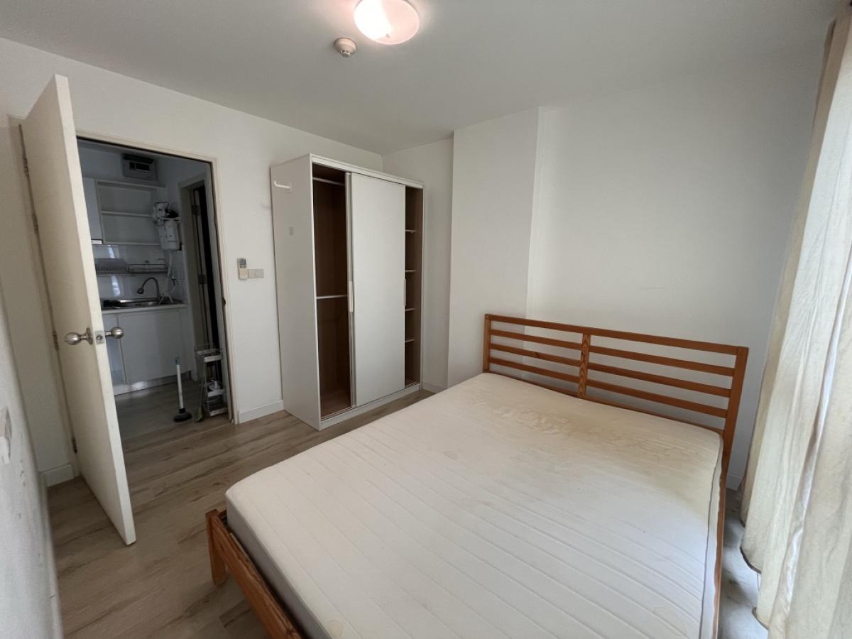 For SaleCondoLadprao, Central Ladprao : Owner sells! Condo Lat Phrao 15 Low-Rise, size 27.5 sq m, 8th floor, only 300 m from MRT Lat Phrao, can go through many alleys of Phahon Yothin.