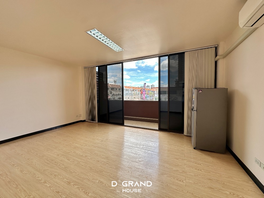 ขายอาคารพาณิชย์แจ้งวัฒนะ เมืองทอง : อาคารพาณิชย์ ทำเลดี ใจกลางเมืองทองธานี โครงการสุโขทัย อเวนิวส์ 99 2 คูหา สภาพดี พร้อมเริ่มกิจการได้ทันที❗️