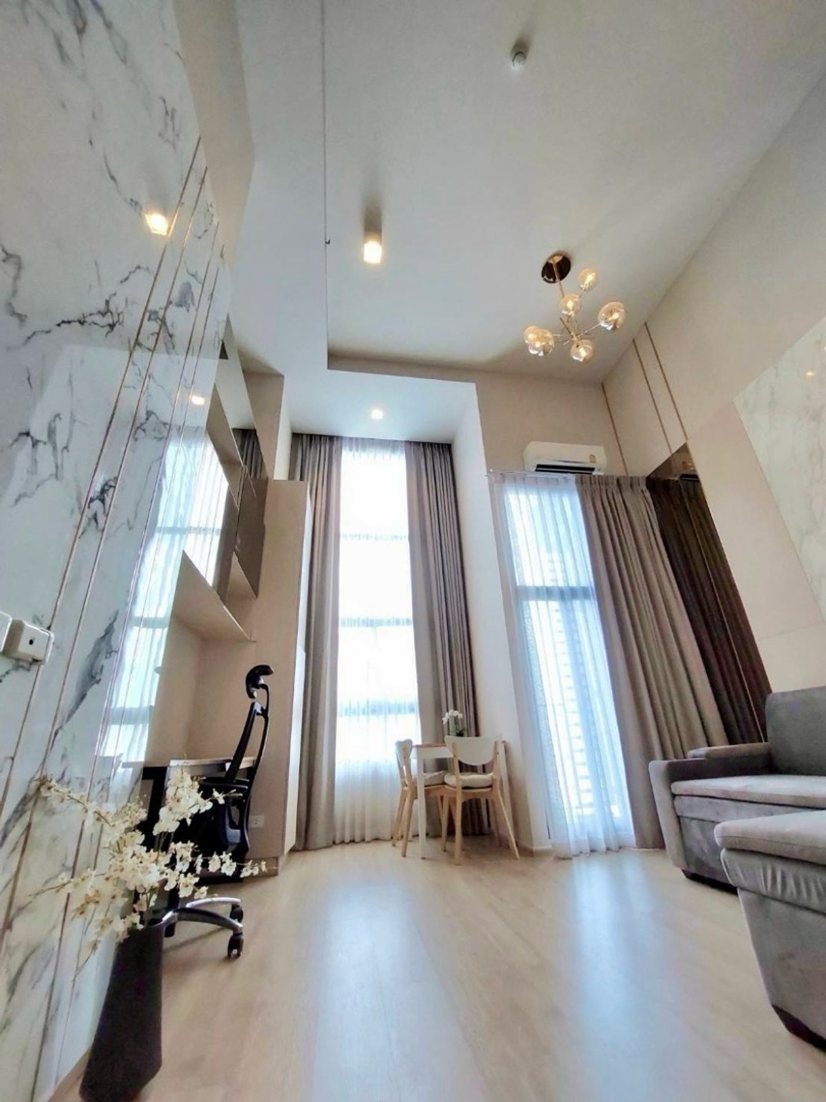 ขายคอนโดวงเวียนใหญ่ เจริญนคร : 🔥[For Sale] ขายขาดทุน ด่วน!! คอนโด Duplex ไอดีโอ สาทร – วงเวียนใหญ่ (Ideo Sathorn Wongwai Yai) ใกล้รถไฟฟ้า BTS วงเวียนใหญ่