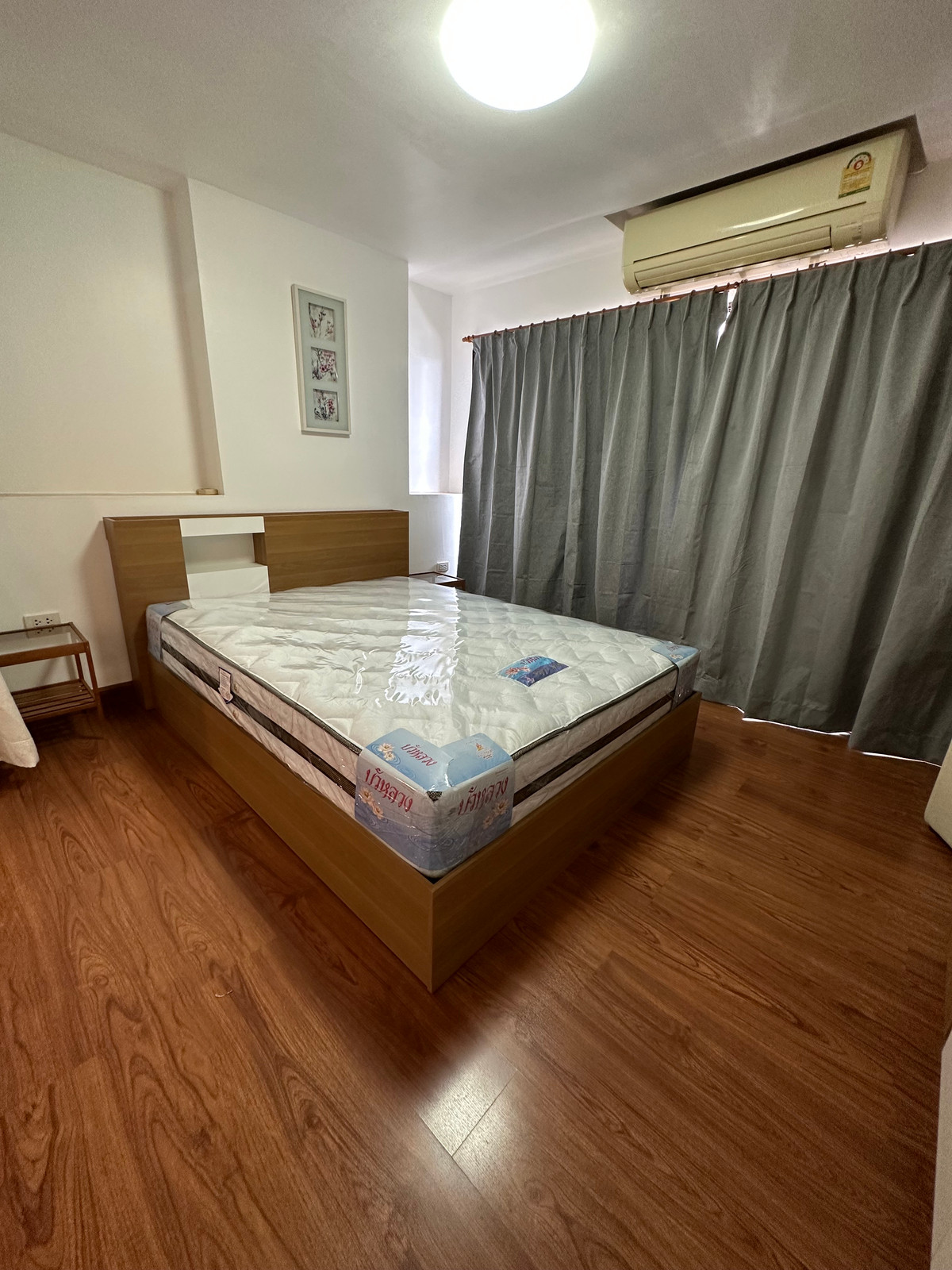 ให้เช่าคอนโดรัชดา ห้วยขวาง : ให้เช่า ศรีวราแมนชั่น 1 ชั้น 10 