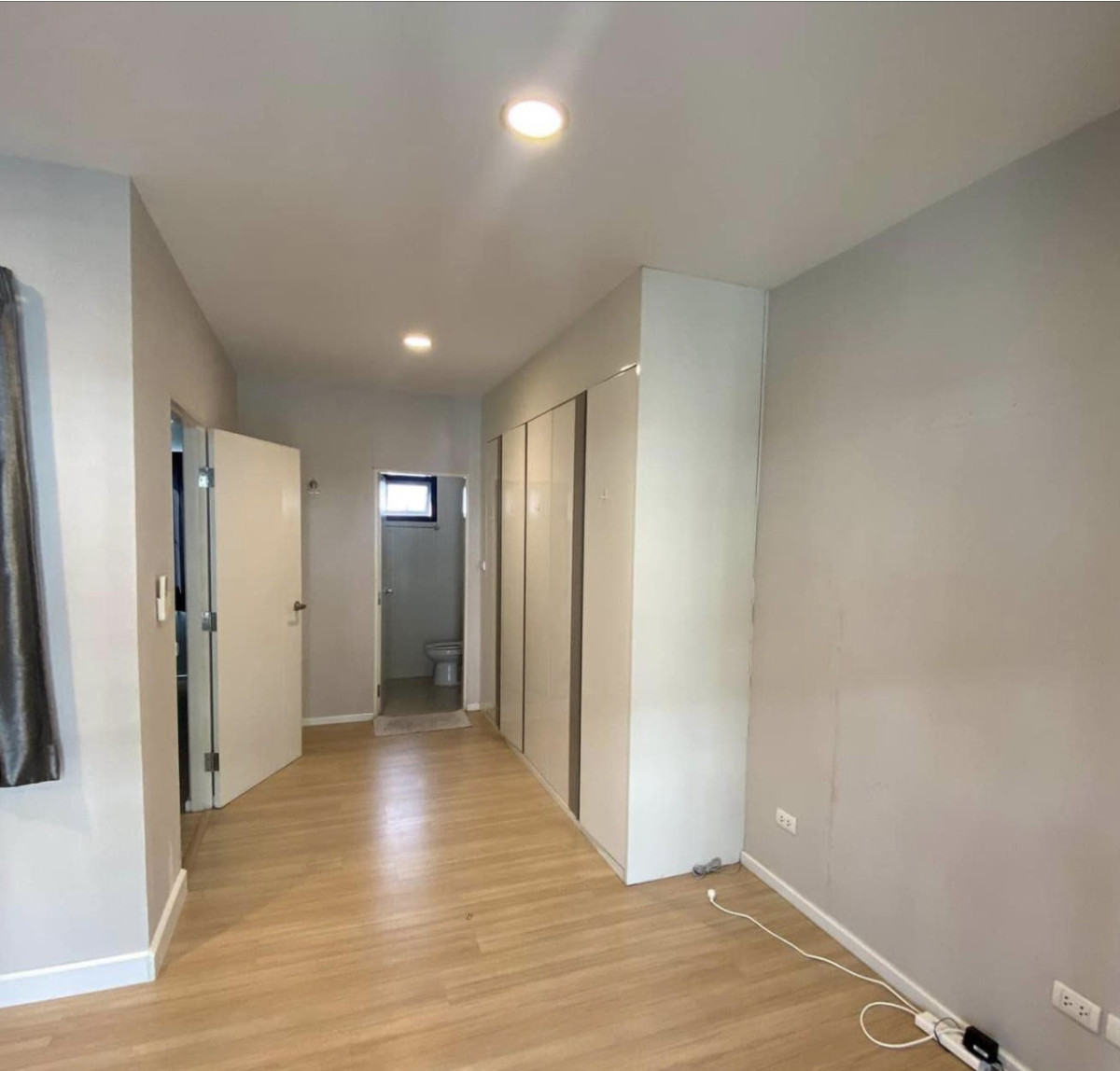 ขายทาวน์โฮมท่าพระ ตลาดพลู วุฒากาศ : ขายทาวน์เฮ้าส์/ทาวน์โฮม  บ้านกลางเมือง กัลปพฤกษ์ บางหว้า เขต ภาษีเจริญ กรุงเทพ  CX-139878