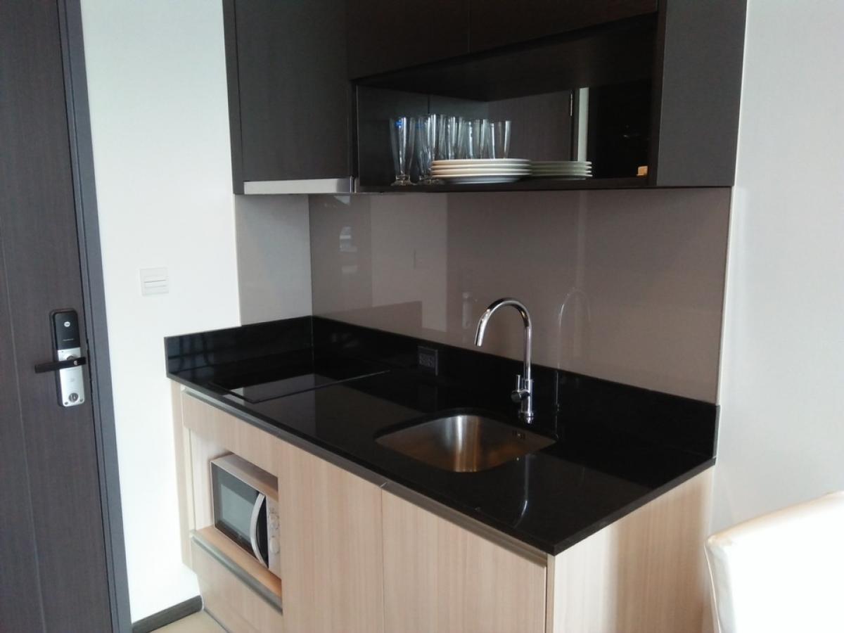 For SaleCondoSukhumvit, Asoke, Thonglor : For Sale: Edge Sukhumvit23 high floor27++ 6.45 MB call 0635925888