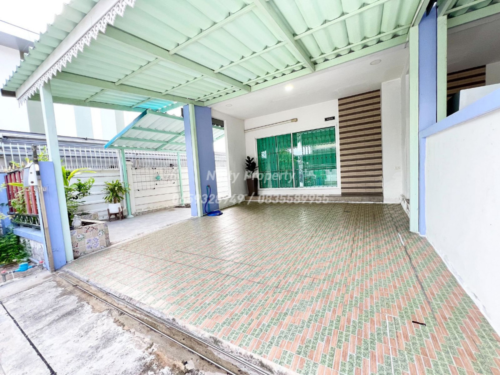 ขายทาวน์โฮมบางนา แบริ่ง ลาซาล : ทาวน์โฮม 3 ชั้นหลังมุมเงียบสงบ ห่าง BTS สถานีลาซาล 450 เมตร อยู่เองก็ดี ทำธุรกิจก็เหมาะ