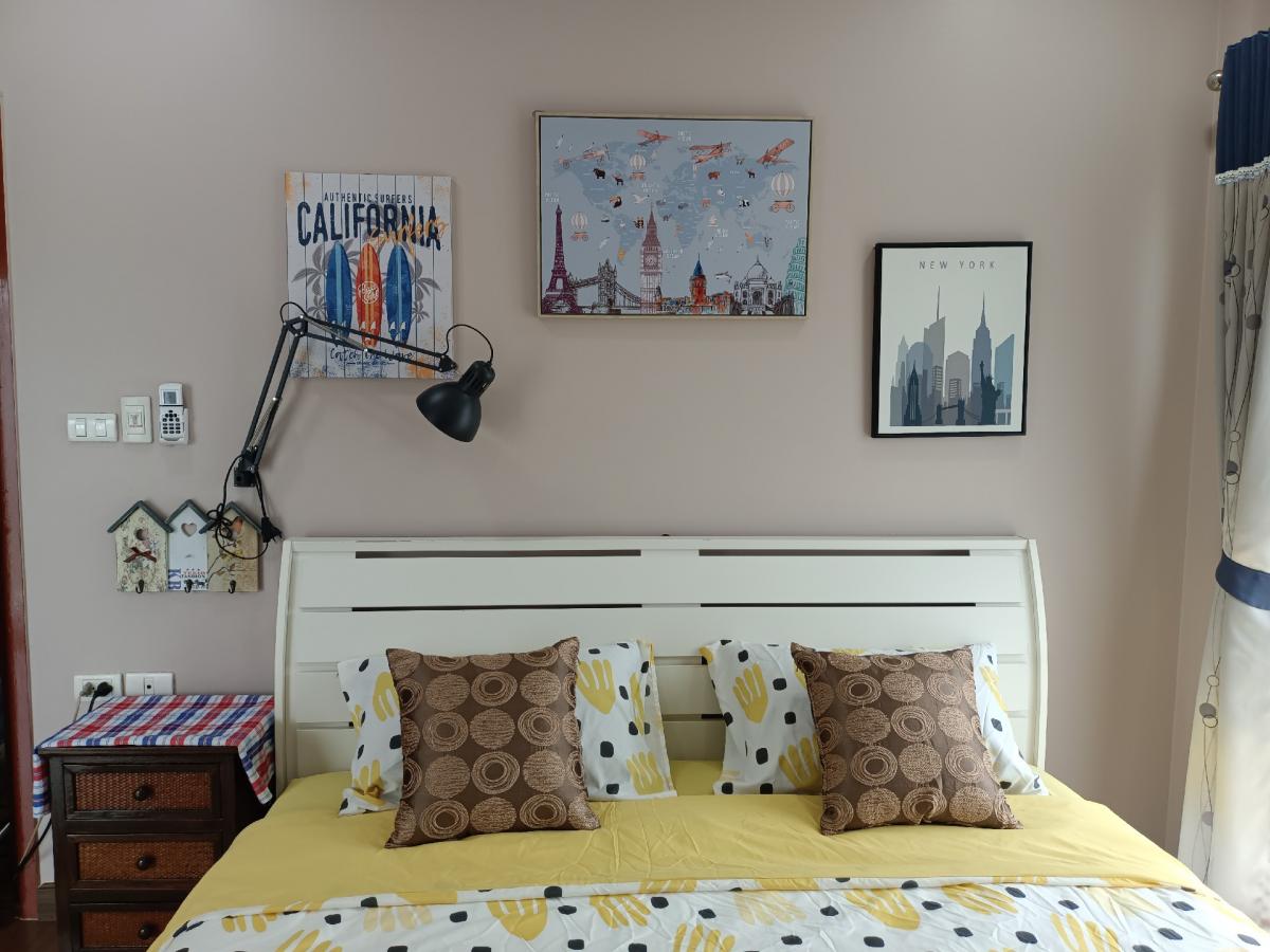 ให้เช่าทาวน์โฮมนนทบุรี บางใหญ่ บางบัวทอง : Be Cute บ้านให้เช่า ระยะสั้น  3 นอน 2 น้ำ แปลงมุม ถนนเมน มีสวนหย่อม พักได้ไม่เกิน  6  ท่าน จอดรถ 2 คัน หมู่บ้านทิพย์พิมาน บ้านริมน้ำ ติด MRT คลองบางไผ่