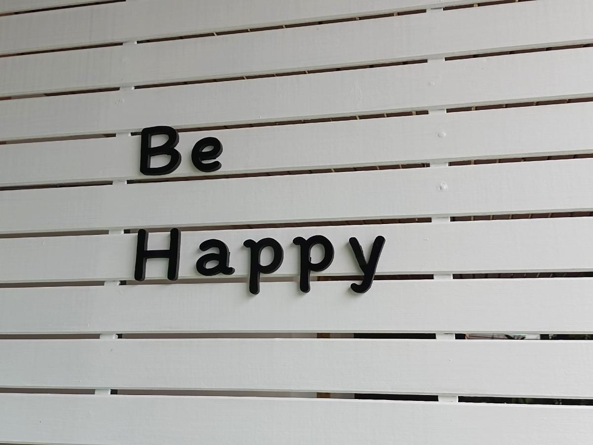 ให้เช่าทาวน์โฮมนนทบุรี บางใหญ่ บางบัวทอง : Be Cute บ้านให้เช่า ระยะสั้น  3 นอน 2 น้ำ แปลงมุม ถนนเมน มีสวนหย่อม พักได้ไม่เกิน  6  ท่าน จอดรถ 2 คัน หมู่บ้านทิพย์พิมาน บ้านริมน้ำ ติด MRT คลองบางไผ่