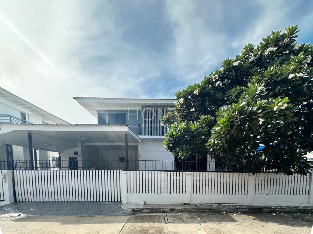 For SaleHouseRama5, Ratchapruek, Bangkruai : Corner house, garden side, back of house, no one is hit ✨ Perfect Place Ratchapruk / 4 bedrooms (SALE), Perfect Place Ratchapruk / 4 Bedrooms (SALE) STONE837