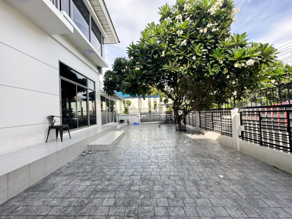 For SaleHouseRama5, Ratchapruek, Bangkruai : Corner house, garden side, back of house, no one is hit ✨ Perfect Place Ratchapruk / 4 bedrooms (SALE), Perfect Place Ratchapruk / 4 Bedrooms (SALE) STONE837