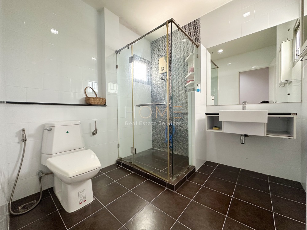 For SaleHouseRama5, Ratchapruek, Bangkruai : Corner house, garden side, back of house, no one is hit ✨ Perfect Place Ratchapruk / 4 bedrooms (SALE), Perfect Place Ratchapruk / 4 Bedrooms (SALE) STONE837